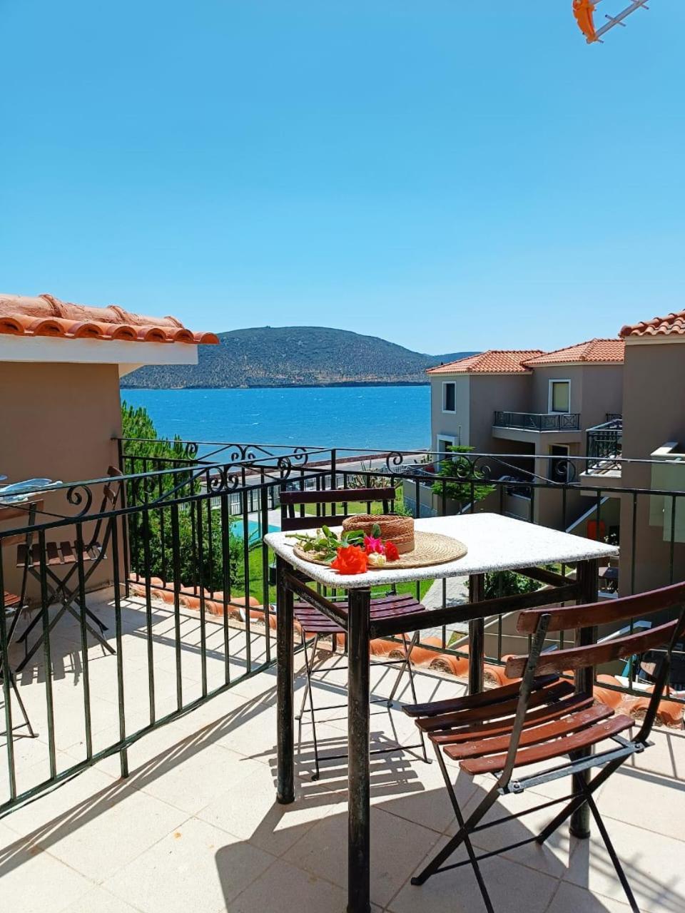 Ariadnes Holiday Accommodation Apidias Lakos Exterior photo