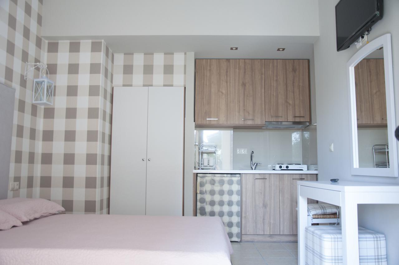 Ariadnes Holiday Accommodation Apidias Lakos Room photo